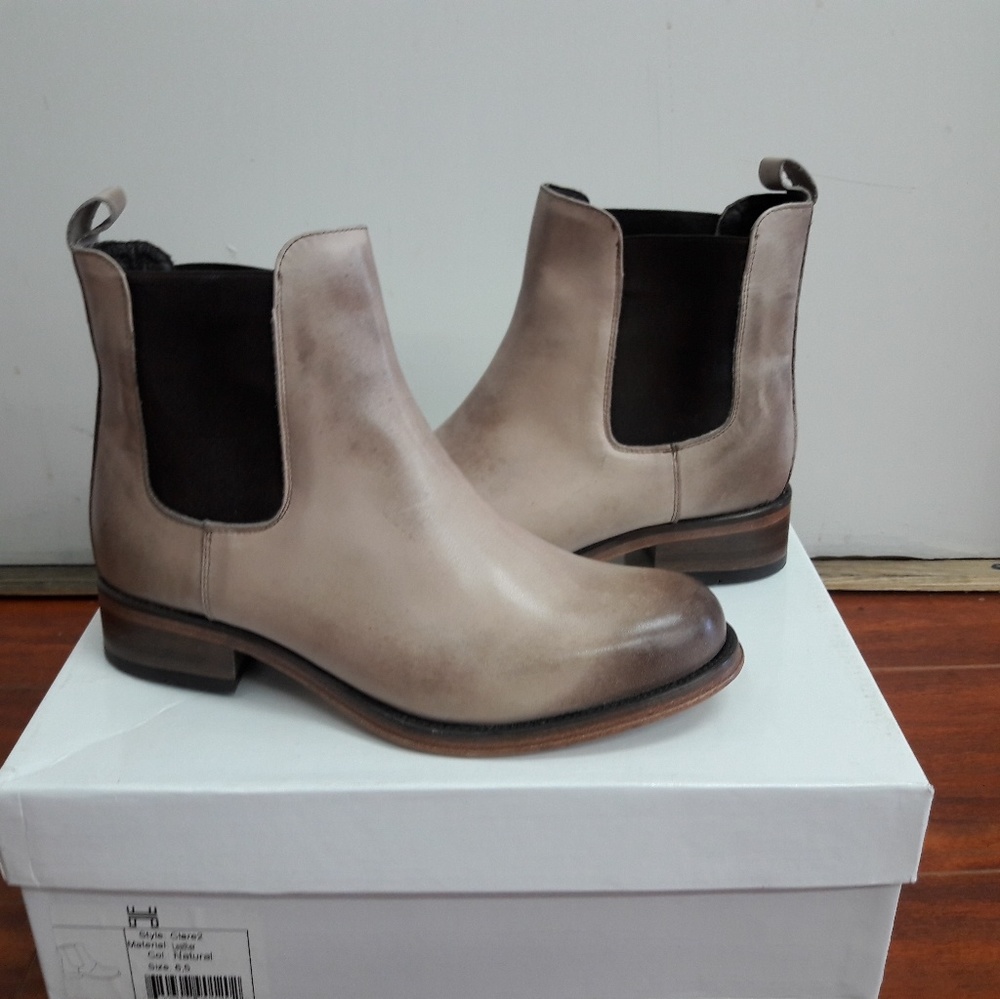 Hardy leather boots